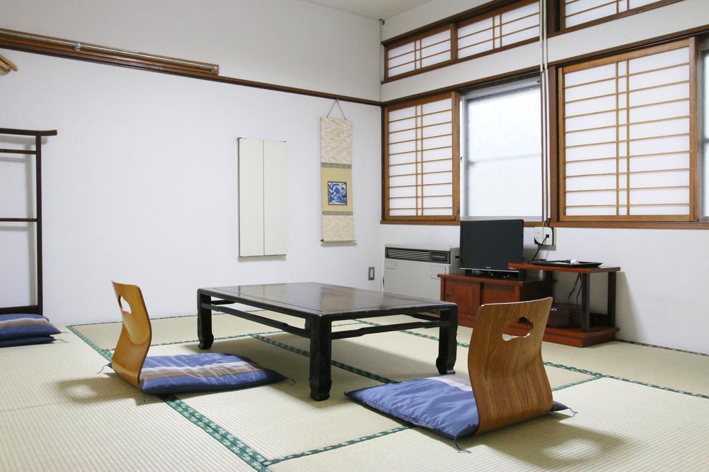 Takasagoya Ryokan Ξενοδοχείο Γιαμαγκάτα Εξωτερικό φωτογραφία